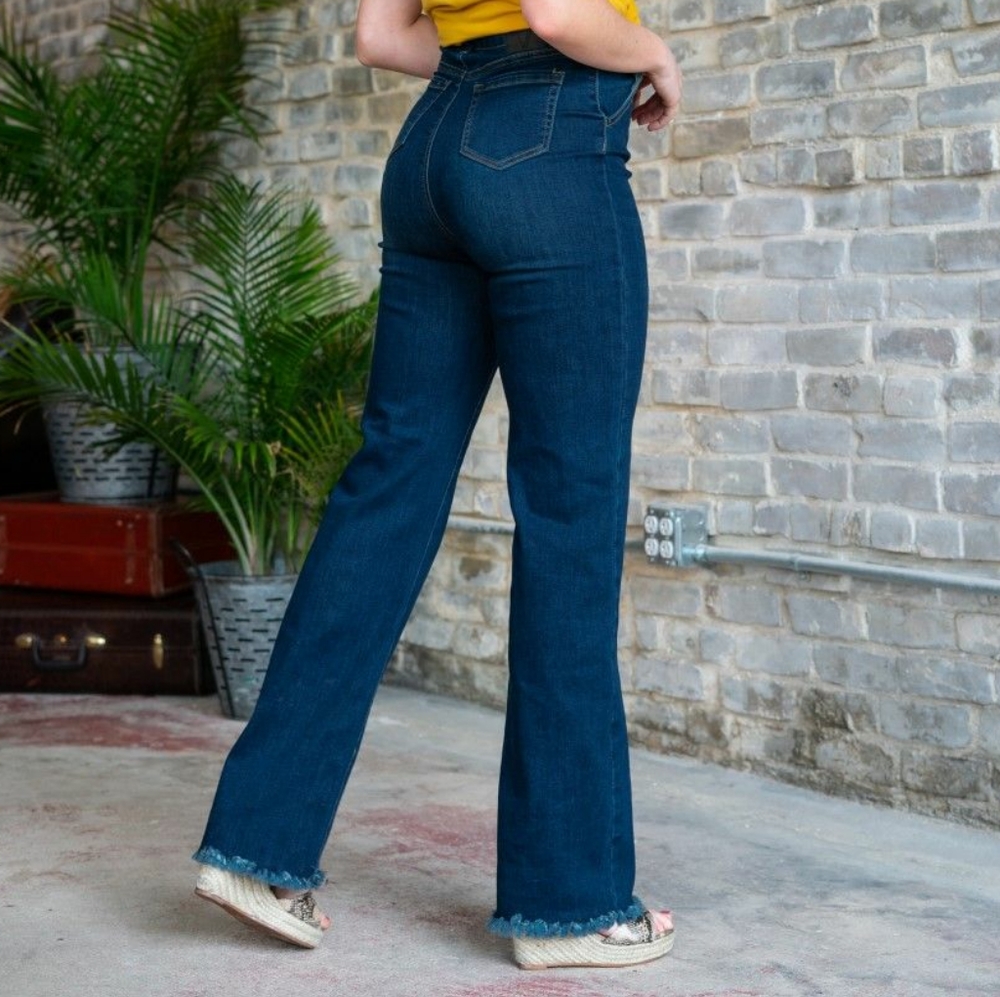 NWT L&B Dark Wash Mom Jeans - Picture 2 of 4